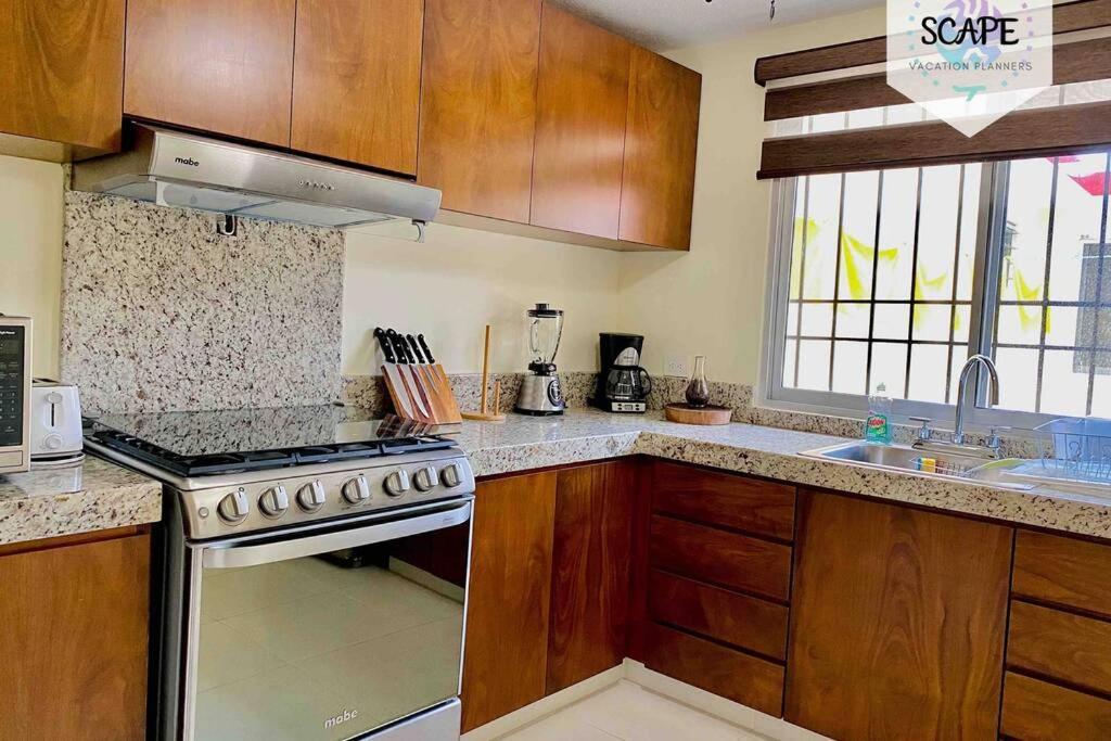Amplia Y Calida Casa Cerca De Plaza Las Americas Villa Cancun Luaran gambar